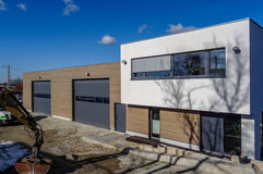 Büro- und Werkstattgebäude im Gewerbegebiet Kalkreiße